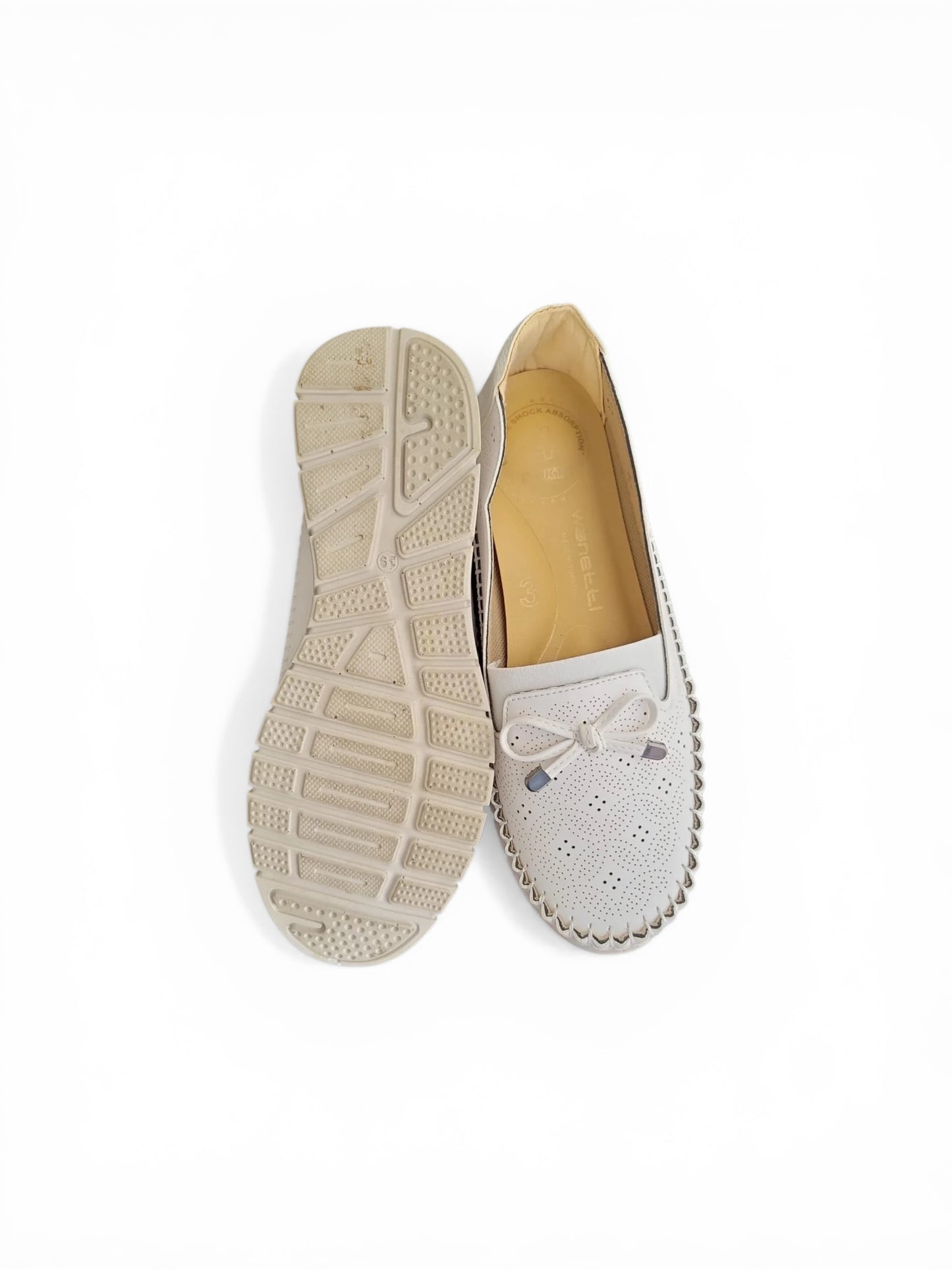 KURDELA DETAY KADIN AYAKKABI