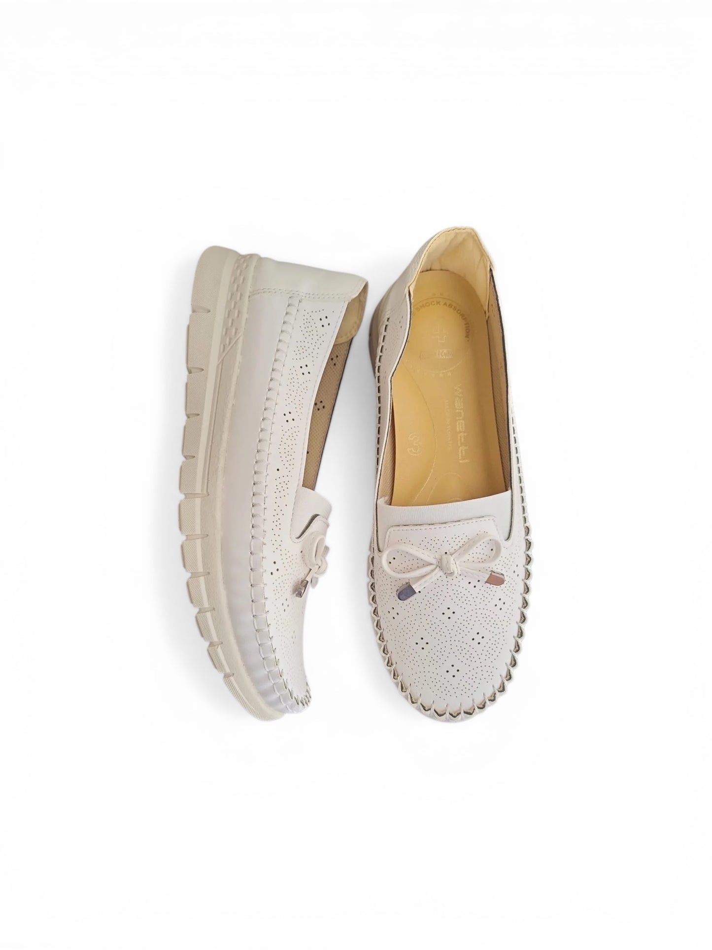 KURDELA DETAY KADIN AYAKKABI