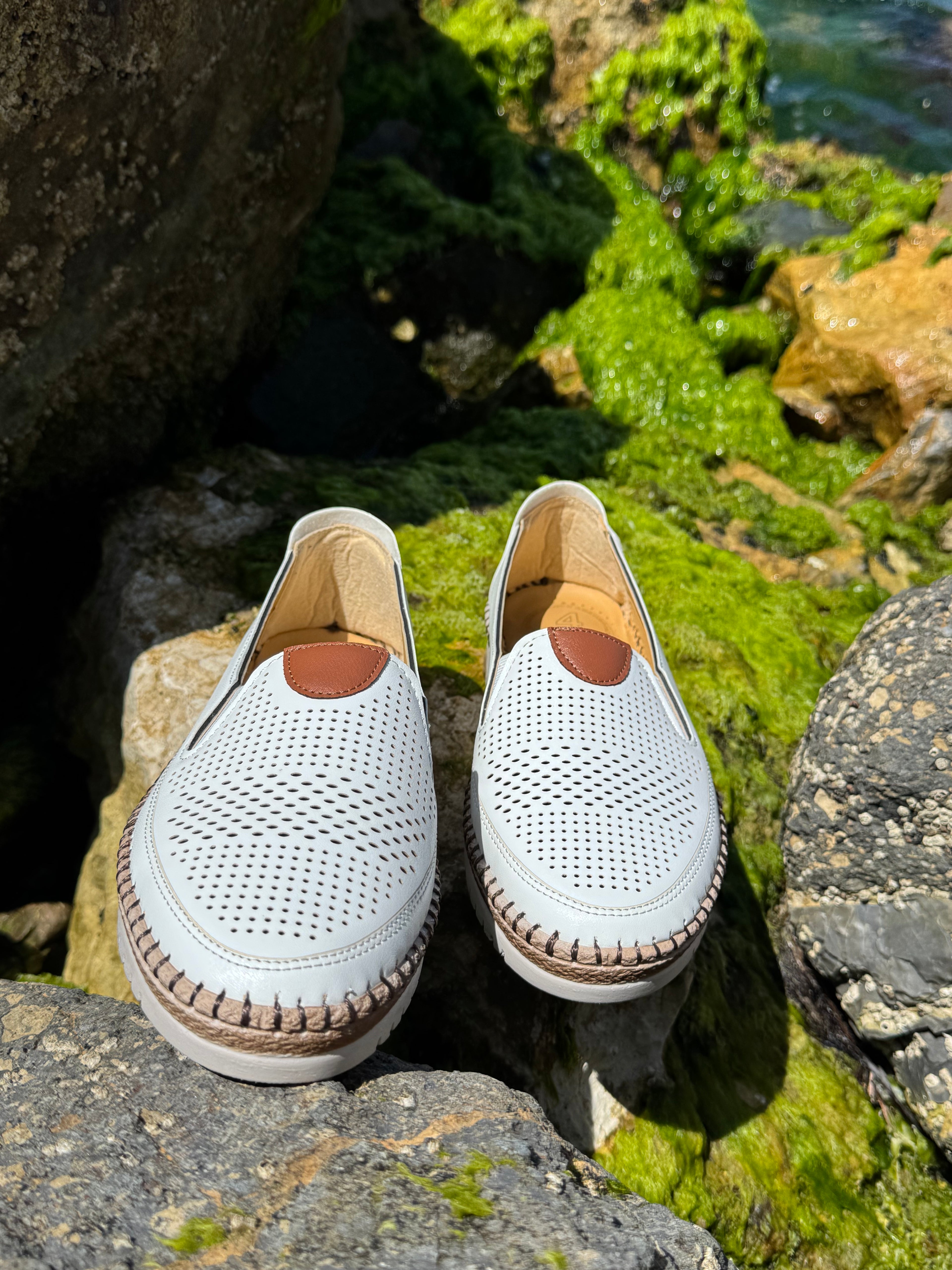 4 Nokta Destekli Ortopedik Günlük Ayakkabı – Topuk Dikeni & Taraklı Ayaklar İçin Özel Tasarım