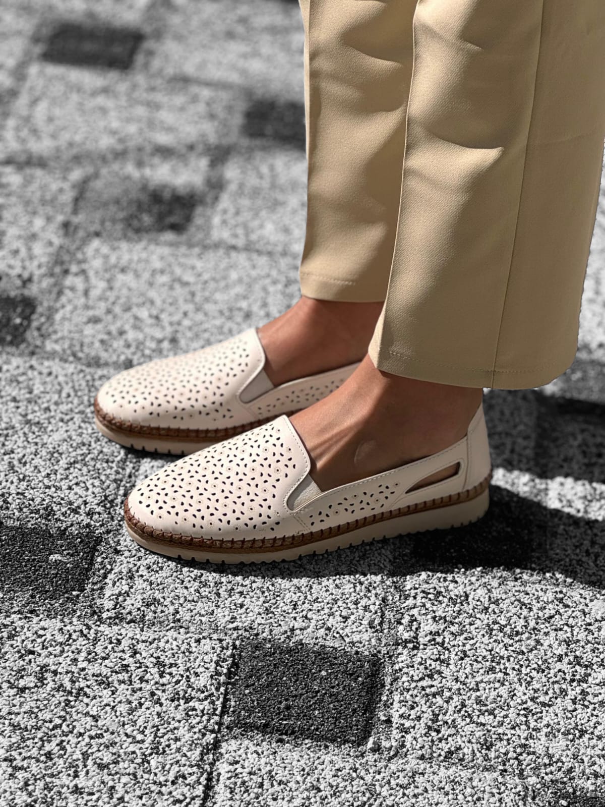 Ortopedik Delikli Yaz Ayakkabısı