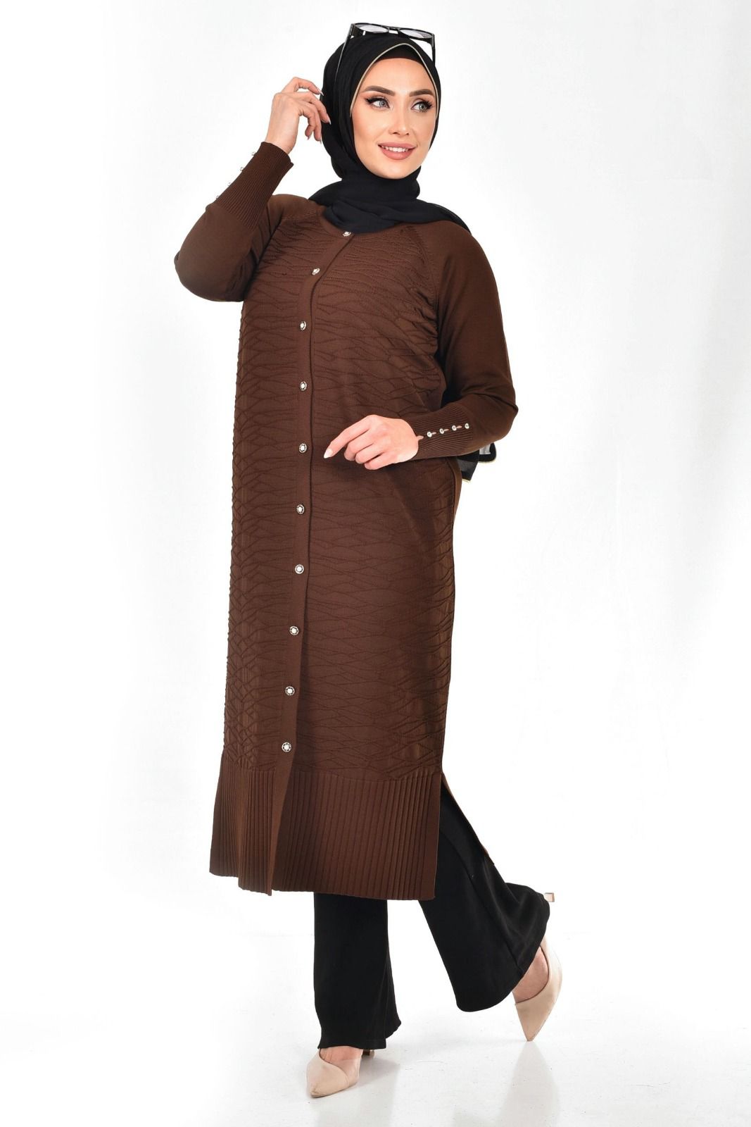 Merserize Kumaş Düğmeli Uzun Hırka