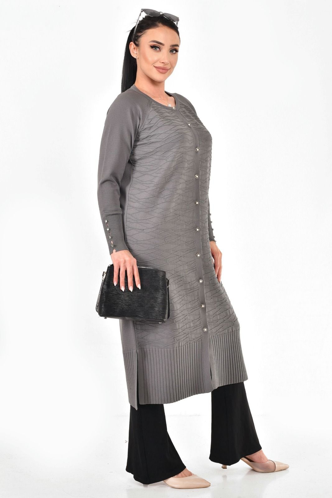 Merserize Kumaş Düğmeli Uzun Hırka