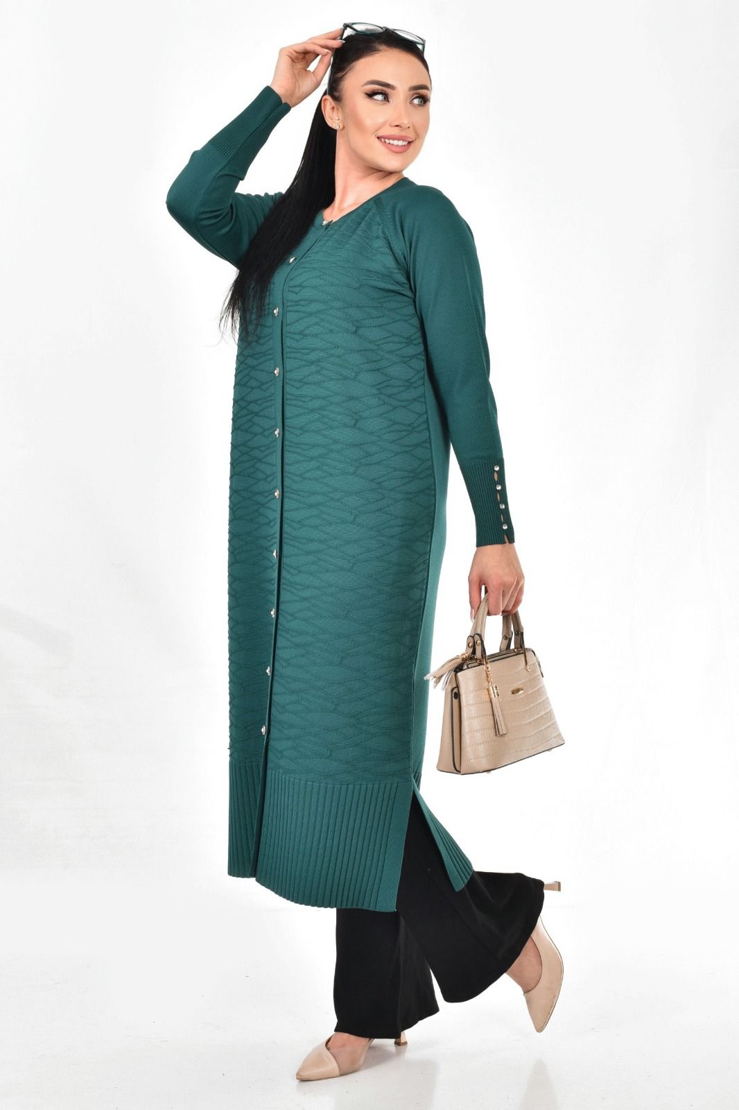 Merserize Kumaş Düğmeli Uzun Hırka