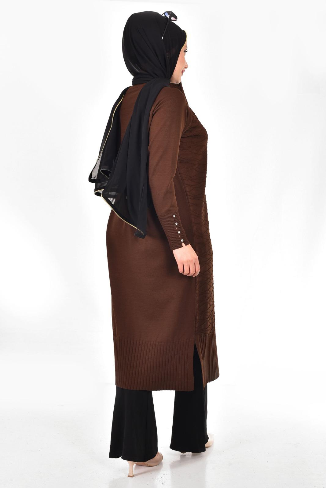 Merserize Kumaş Düğmeli Uzun Hırka