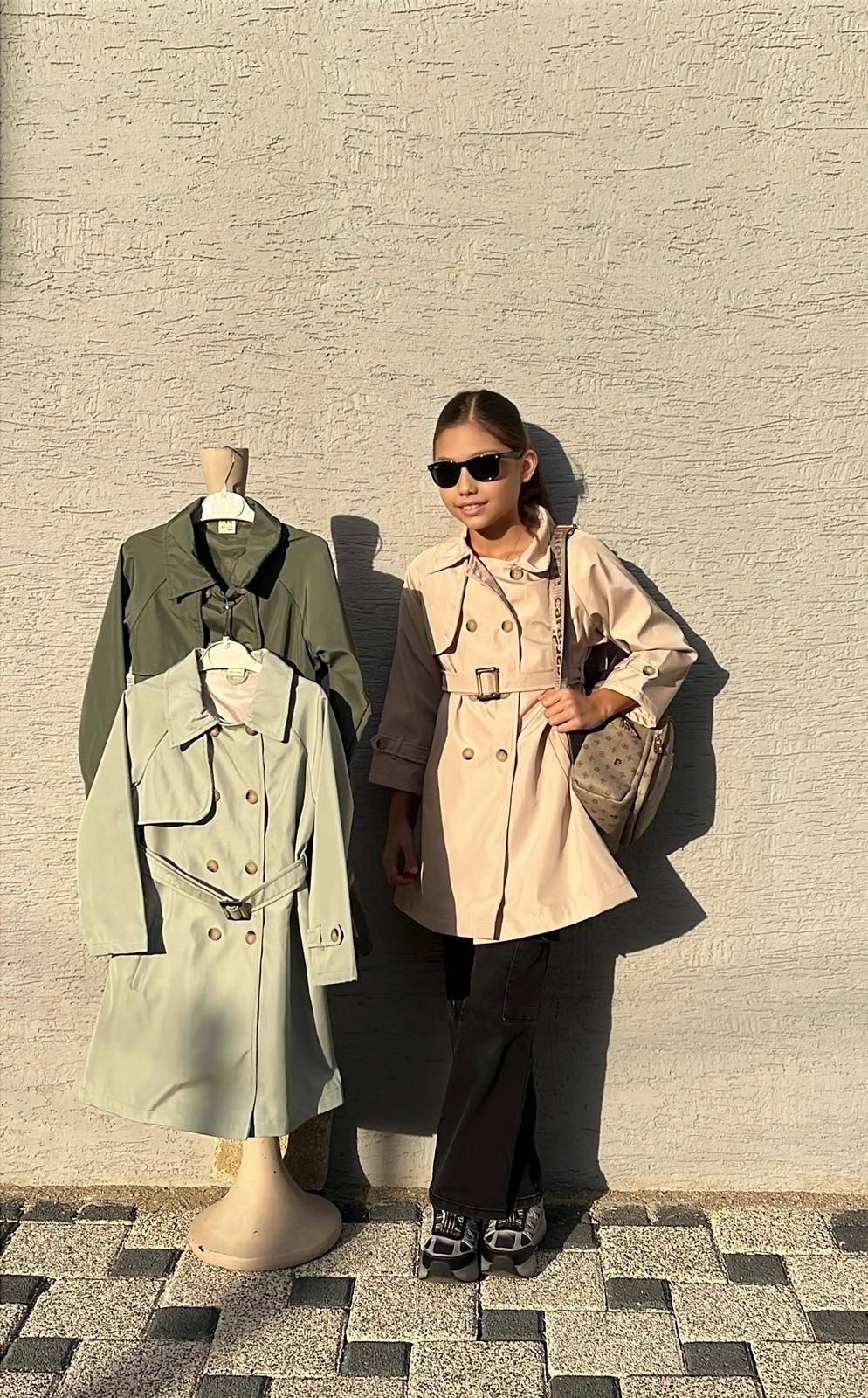 3-12 YAŞ ÇOCUK İÇ ASTARLI DÜĞMELİ ÇİFT CEPLİ VE KEMERLİ BONDED SU GEÇİRMEZ KUMAŞ TRENÇKOT