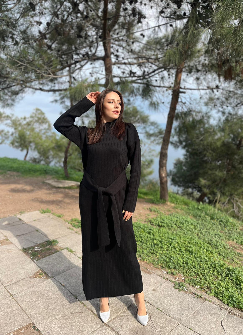 KUŞAKLI BAĞLAMALI YARI BOĞAZLI ESNEK MERSERİZE TRİKO KUMAŞ ELBİSE