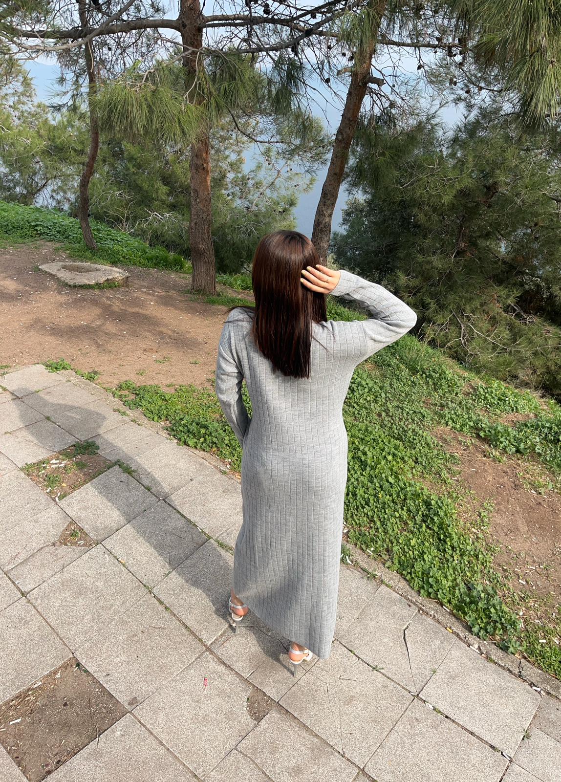 KUŞAKLI BAĞLAMALI YARI BOĞAZLI ESNEK MERSERİZE TRİKO KUMAŞ ELBİSE