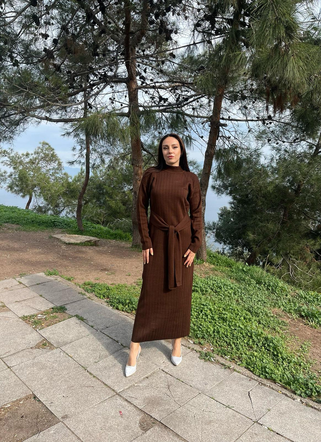 KUŞAKLI BAĞLAMALI YARI BOĞAZLI ESNEK MERSERİZE TRİKO KUMAŞ ELBİSE