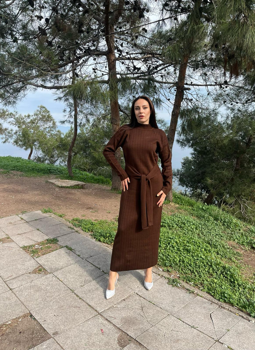 KUŞAKLI BAĞLAMALI YARI BOĞAZLI ESNEK MERSERİZE TRİKO KUMAŞ ELBİSE