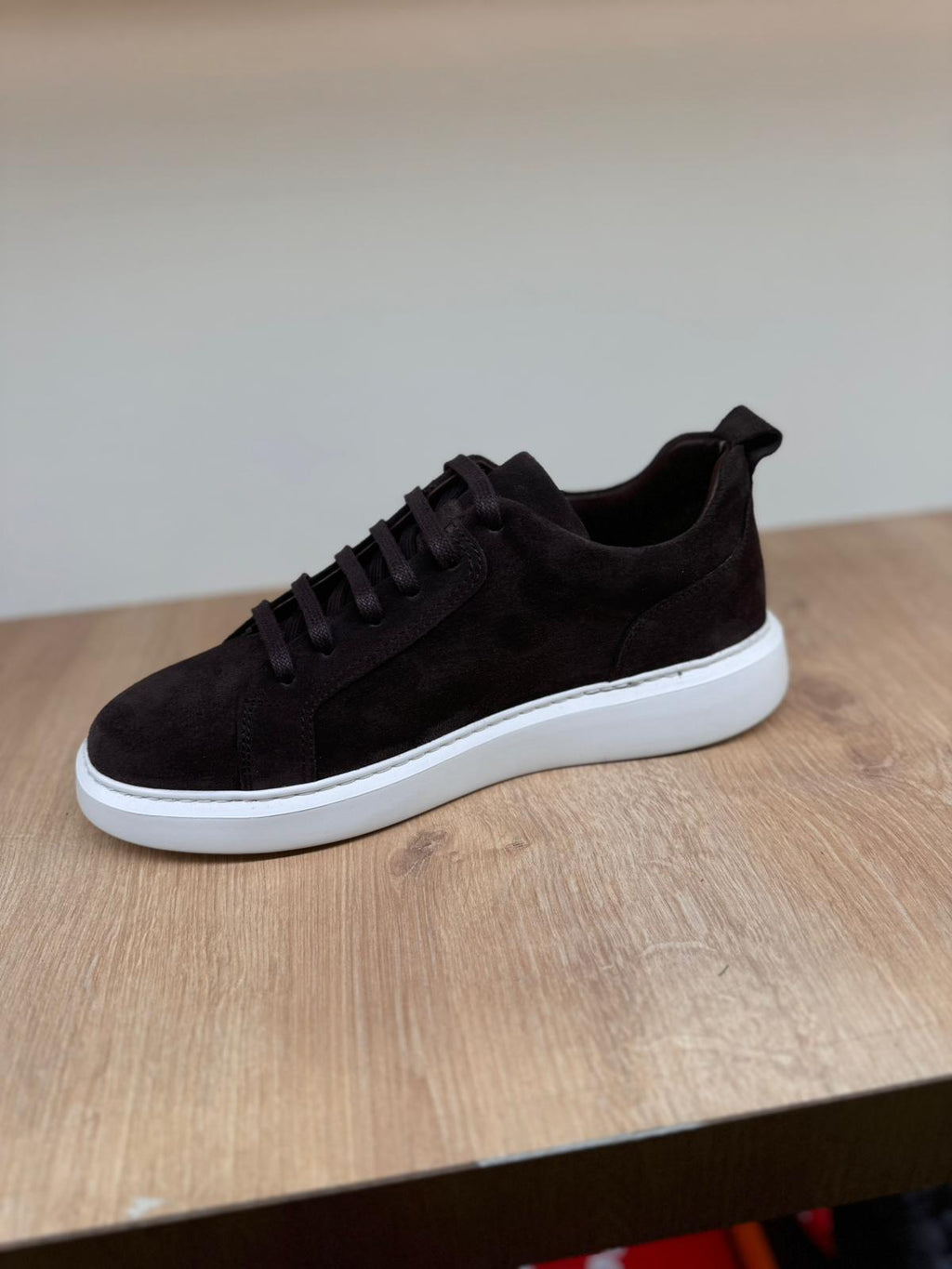 Süet Deri Bağcıklı Günlük Erkek Sneaker