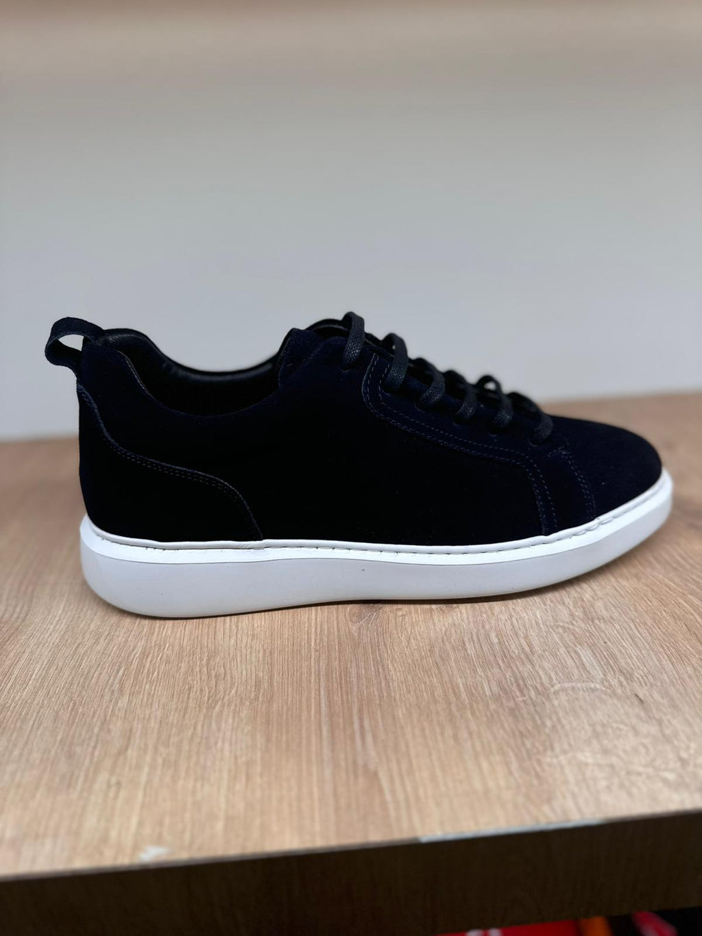 Süet Deri Bağcıklı Günlük Erkek Sneaker