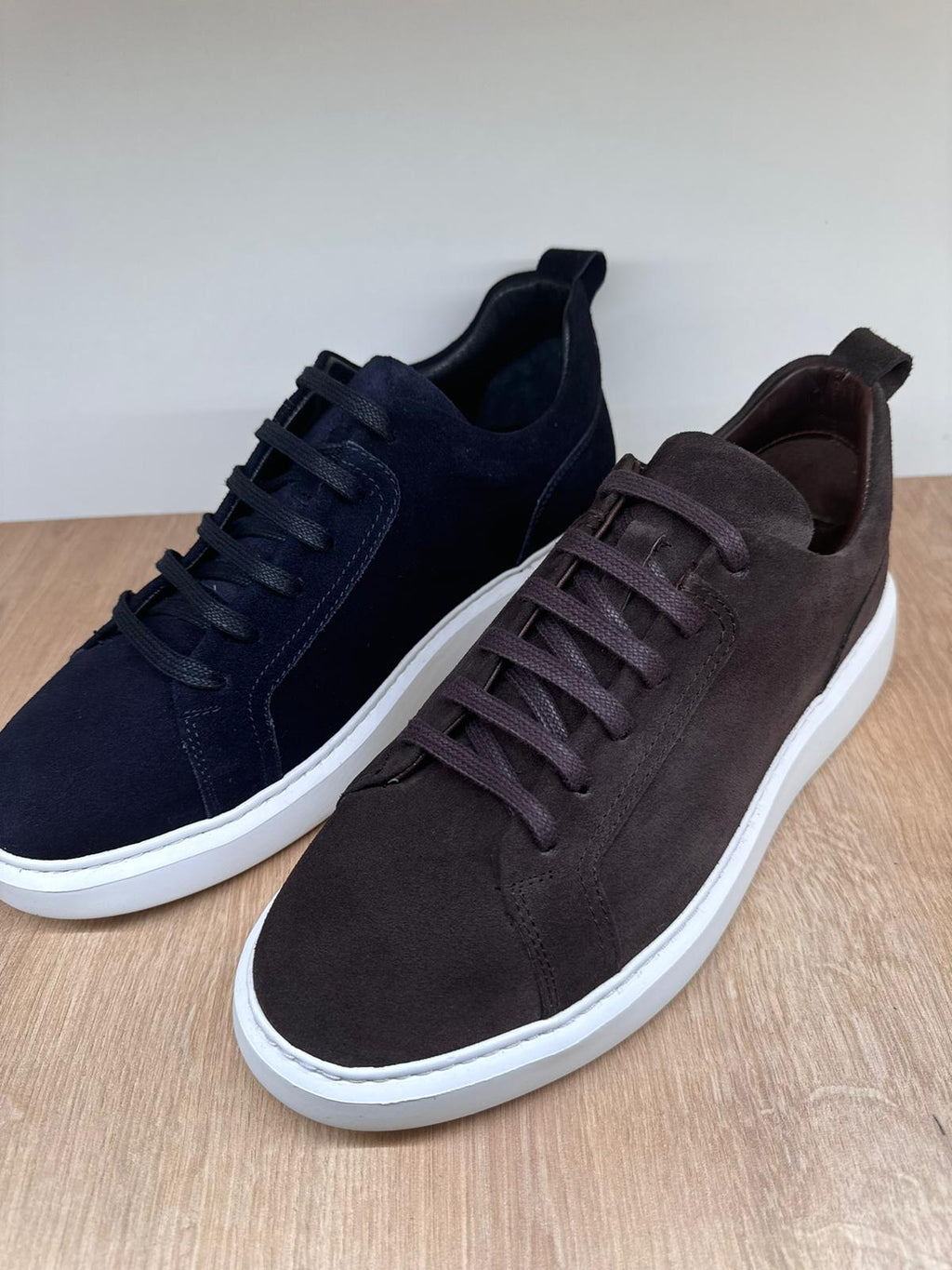 Süet Deri Bağcıklı Günlük Erkek Sneaker