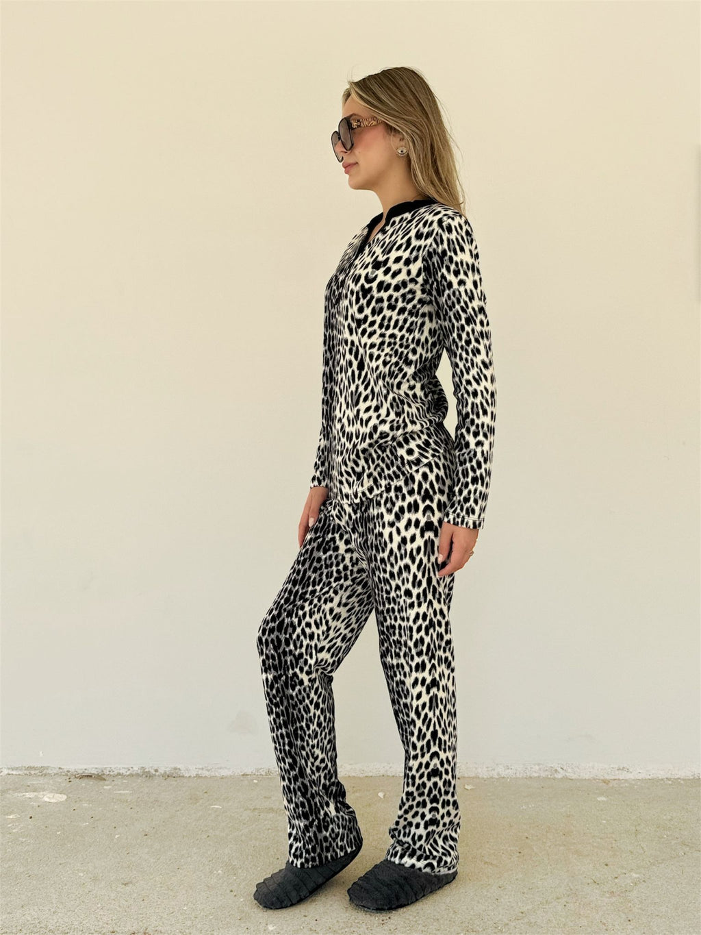 Leopar Desen Kışlık Pijama Takımı