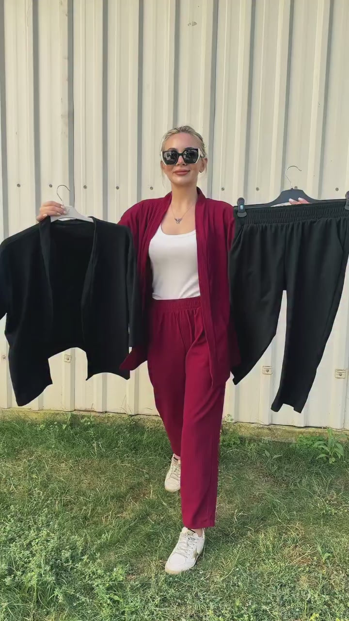 Yaz Aylarının Vazgeçilmezi: Bürümcük Kumaş İkili Takım